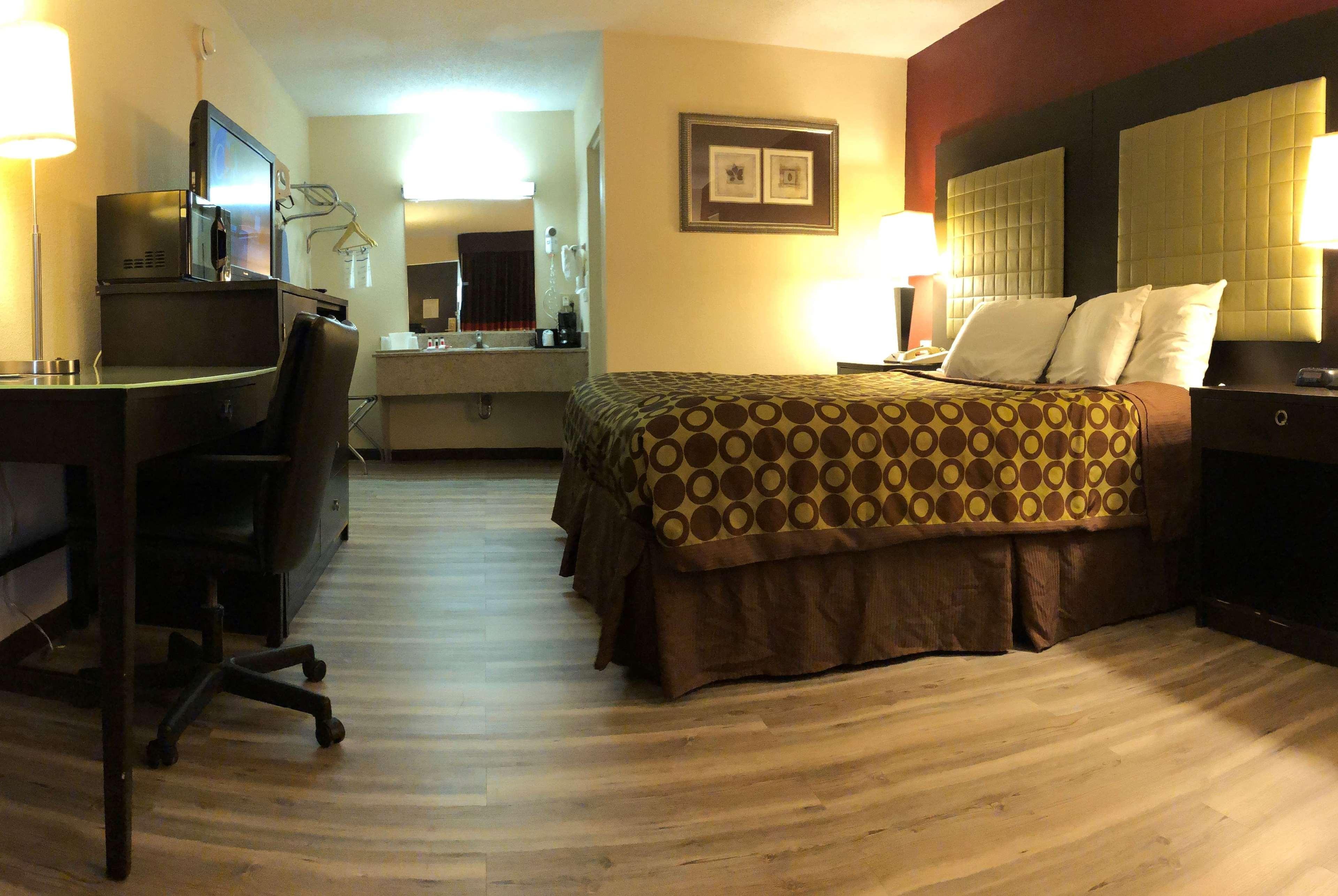 Ramada By Wyndham Harrisonburg Motel Luaran gambar