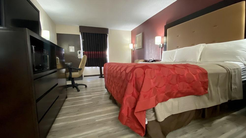 Ramada By Wyndham Harrisonburg Motel Luaran gambar